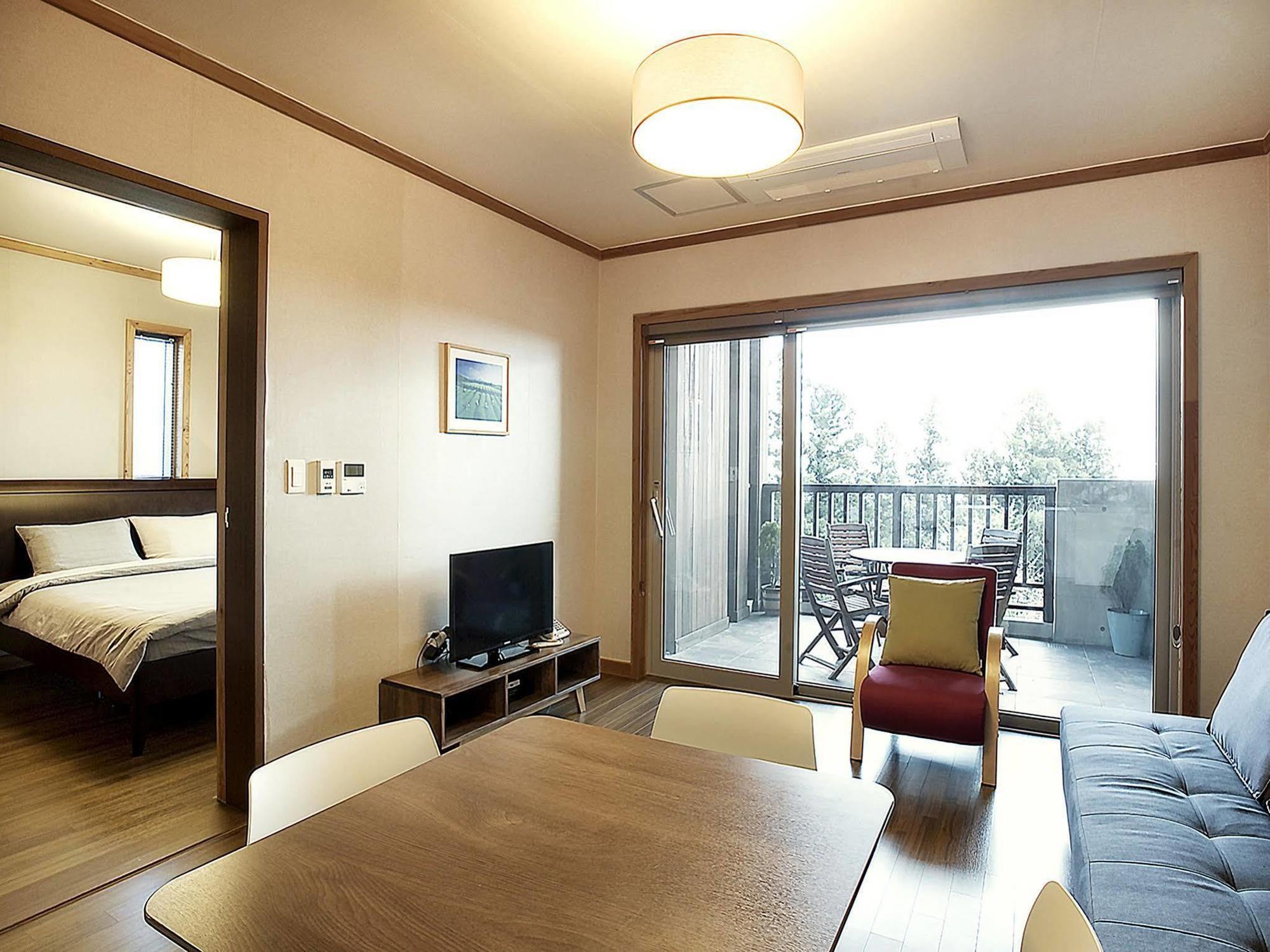 Jeju Eco Suites Seogwipo Extérieur photo